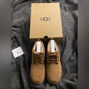 UGG Neumel Women’s Boots                          size:10     color: chestnut